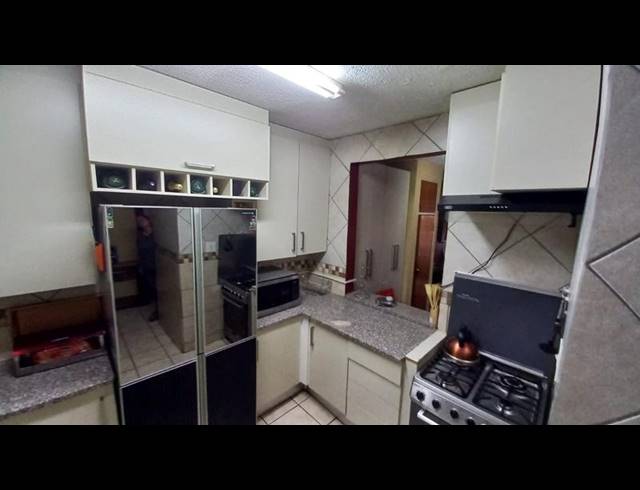 3 BEDROOM PROPERTY TO RENT IN PRETORIA GARDENS